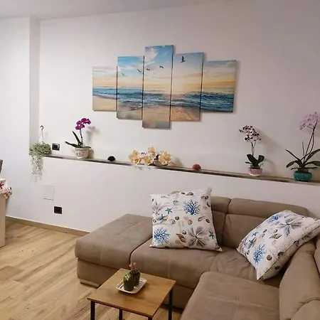 Perla Di Mare Apartment *